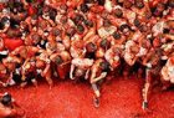 El juez imputa al alcalde de Buñol por prevaricación en el contrato de la empresa que gestiona la Tomatina