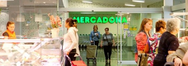 Mercadona mantiene su propuesta de abrir en mercados municipales