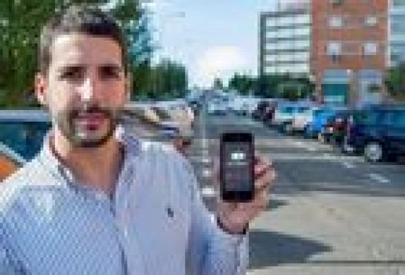 Wazypark, la 'app' comunitaria que te ayuda a encontrar aparcamiento en la calle