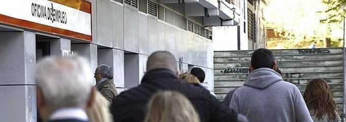 Ya era hora: Rajoy presenta hoy la nueva ayuda a parados sin protección