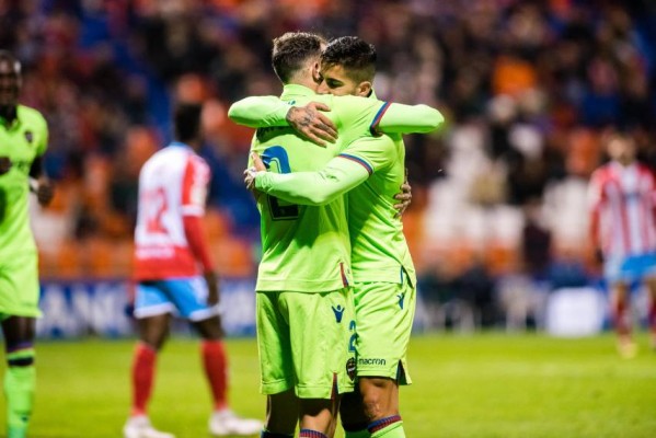 El Levante aspira en La Cerámica a igualar su segunda mejor racha