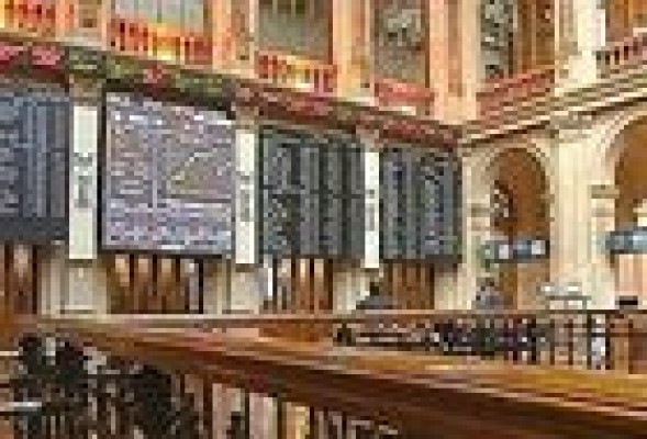El Ibex 35 pierde por primera vez desde marzo la cota de los 10.000 puntos