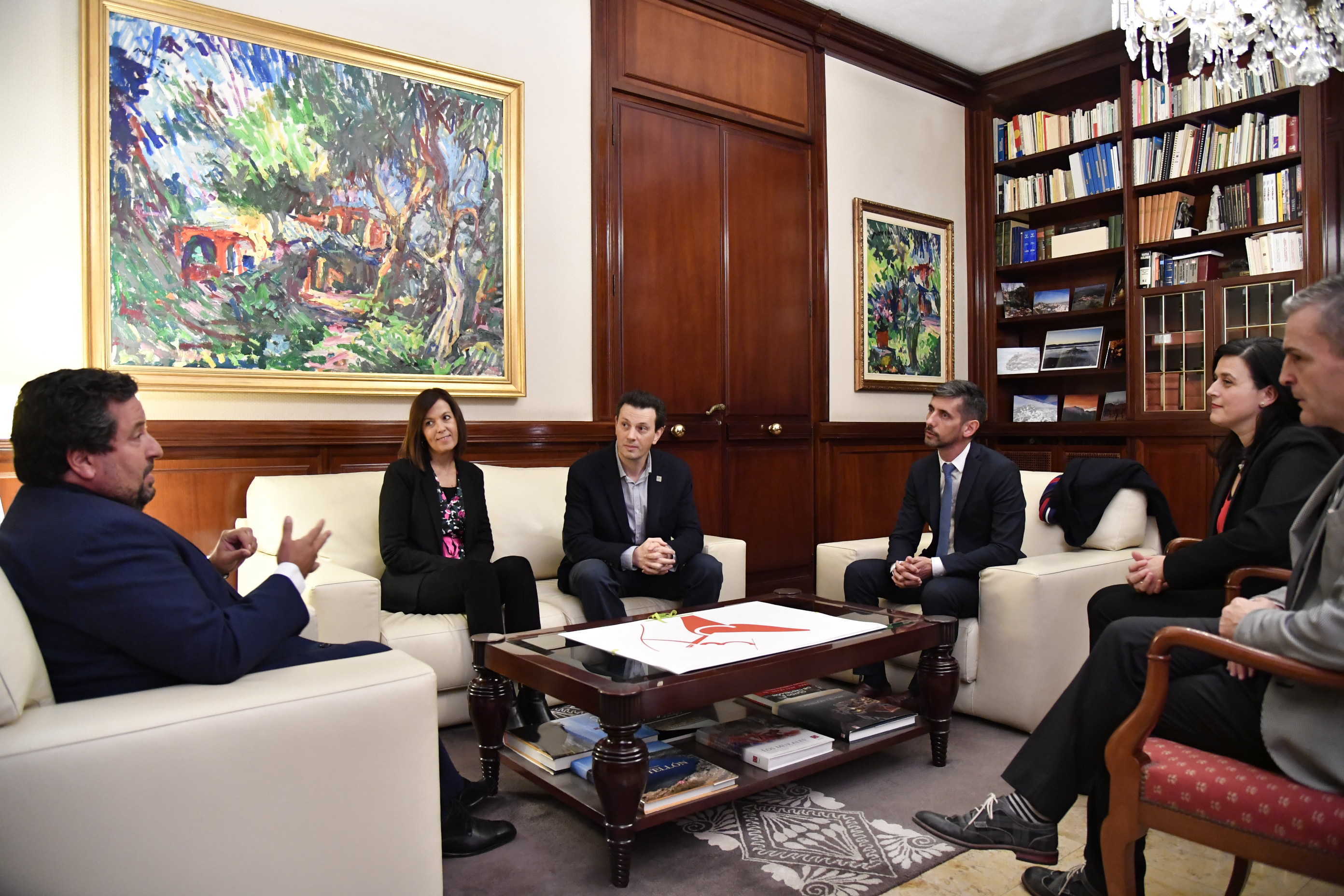 Moliner invita al Hospital La Paz de Madrid a colaborar con el Provincial en investigación oncológica