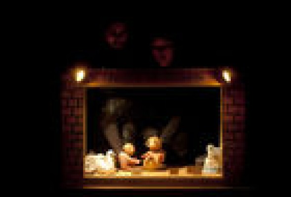 El barro irrumpe en el teatro en oposición al ritmo acelerado de los tiempos
