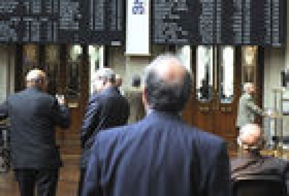 Día no apto para cardíacos: el Ibex 35 llegó a caer un 2,5% y subió al final un 1,8%