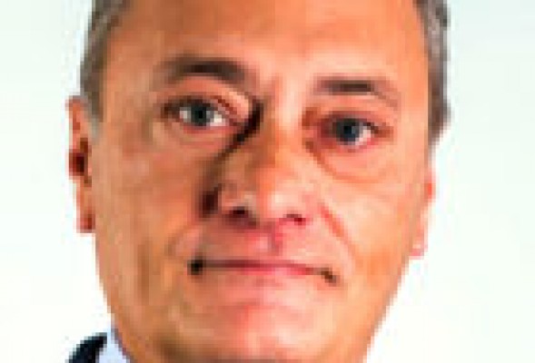 Los rebeldes ganan las elecciones y se cuelan en el Colegio de Economistas