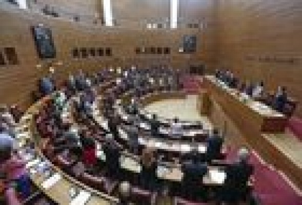 Les Corts aprueban por unanimidad tramitar la ILP por una nueva RTVV