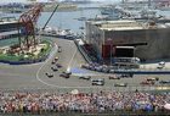 La querella desvela contratos amañados por Valmor y Circuito del Motor en el montaje del Street Circuit