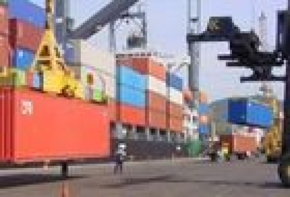 Crece un 3% el tráfico de mercancias del Puerto hasta noviembre