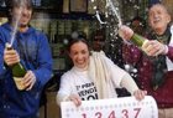 La lotería de Navidad deja 34,34 millones en la Comunitat, 20 millones del Gordo