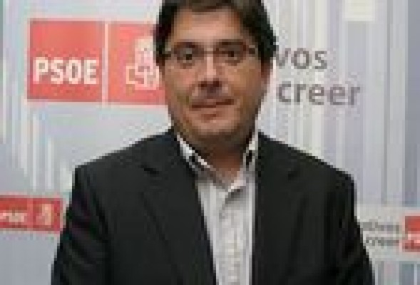 El PSPV diseña una campaña a la americana con un 'call center' y sondeos centralizados para los municipios