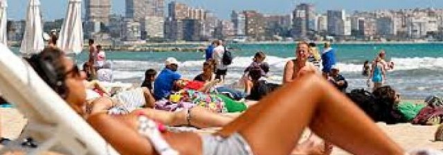 Los turistas extranjeros aumentan un 3% sus gastos en la Comunitat Valenciana