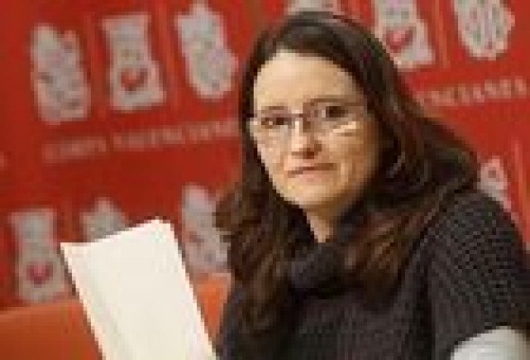 El Constitucional condena a la Mesa de las Corts por la negativa a tramitar tres iniciativas de Compromís