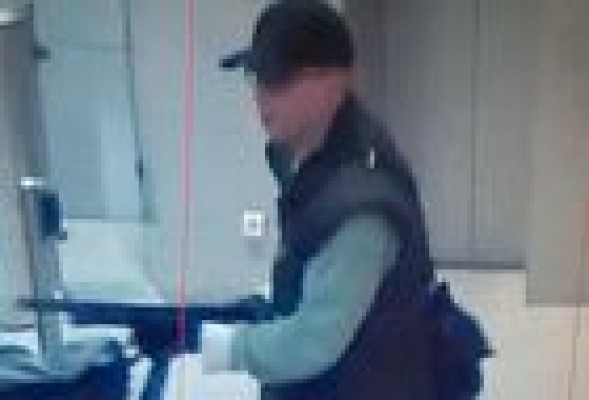 Muere la agente herida en un tiroteo de París y su compañero se encuentra en estado crítico