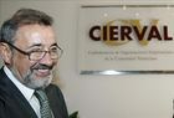 El presidente de la Cierval afirma no estar preocupado por la reelección