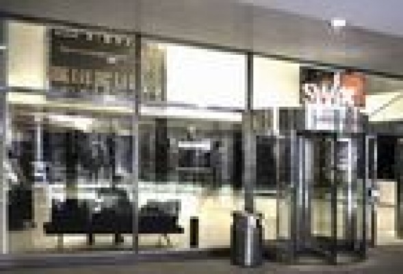 Suiza se tambalea: la bolsa se hunde y los depósitos son mucho más penalizados