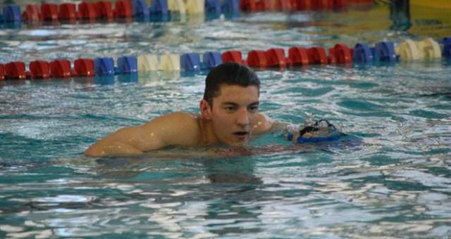 Récord nacional y mínima olímpica para Miguel Durán en 400 libres
