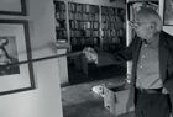 Estudios de escritores: Francisco Brines, 'El ciprés de Elca'