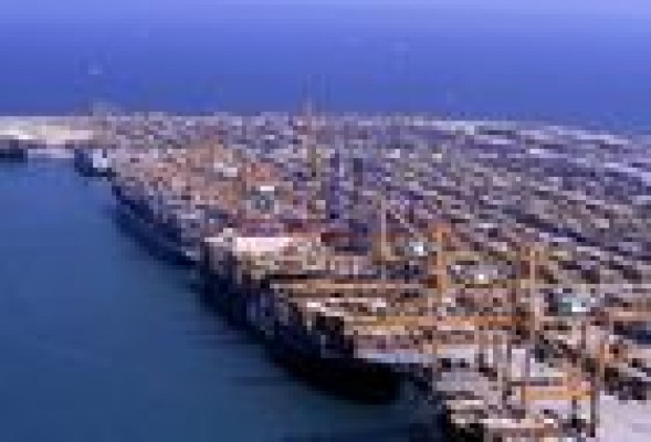 El puerto de Valencia, el mejor recinto para tráfico de coches en España