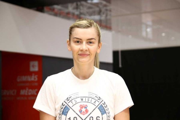 Jelena Antic trabajará una semana en L’Alqueria del Basket
