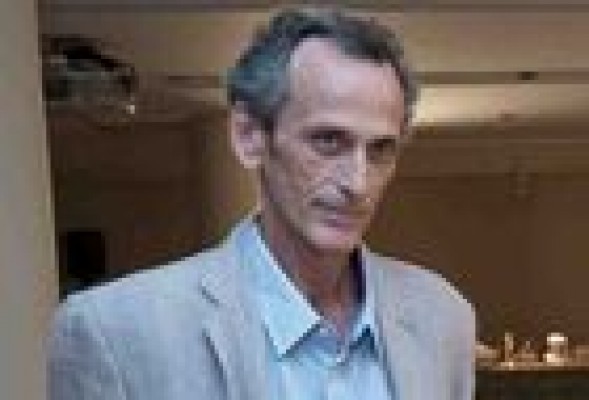 El colectivo de artistas 'Cazadoras asociados' homenajea a Evarist Navarro con una exposición