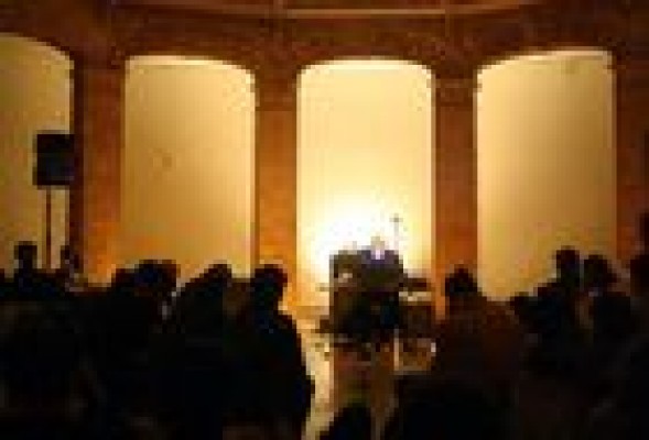 El arte electrónico y sonoro resuelve a qué suena Valencia en La Rambleta