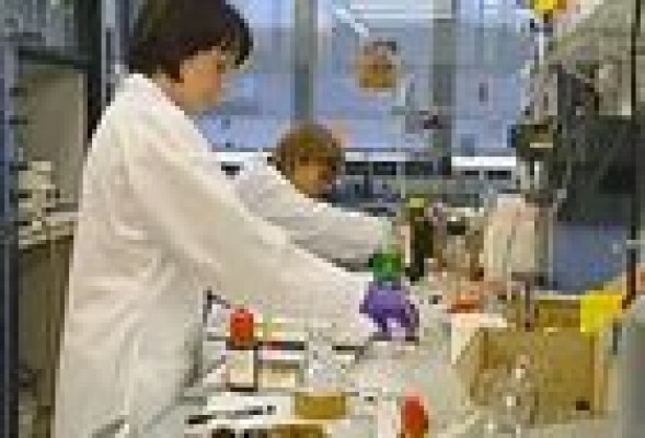 Accenture y Everis gestionarán las patentes tecnológicas administradas por la Generalitat 