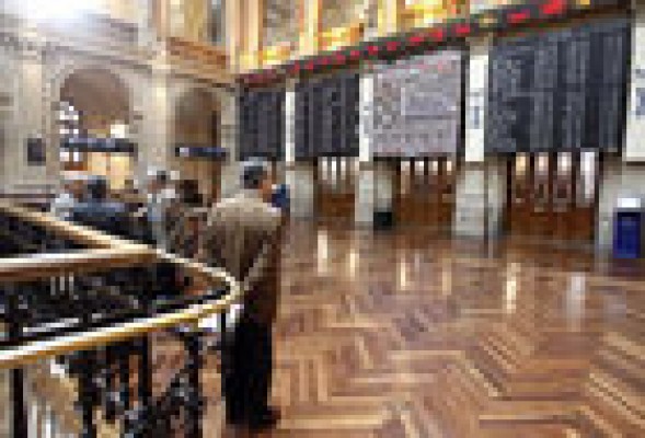 Las ventas se imponen en la apertura bursátil pese a la decisión de la FED