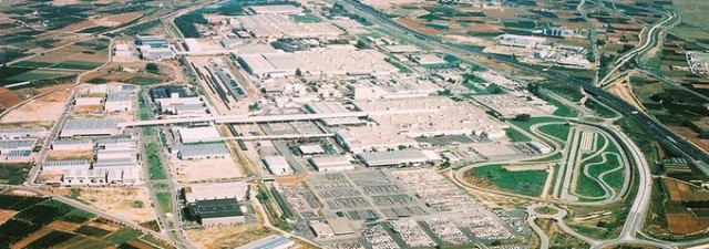 Empresas y Consell creen que no es hora de ampliar el polígono de Ford pese a la mayor carga de trabajo