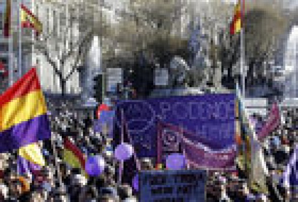 Miles de personas se manifiestan en Madrid al grito de 