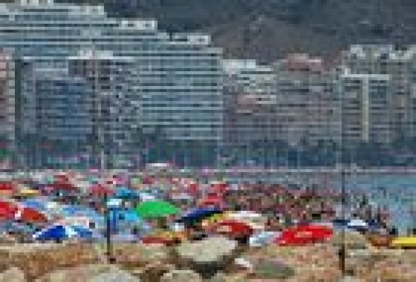 El turismo valenciano crea 23.000 nuevos empleos en 2014