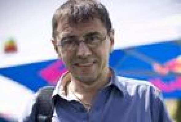 Manos Limpias se querella contra el número tres de Podemos, Juan Carlos Monedero