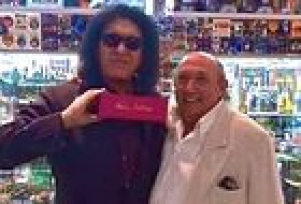 Francis Montesinos lanzará una colección de ropa y complementos junto al cantante de Kiss
