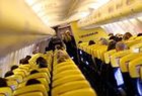 Ryanair no descarta operar en Castellón y ve 