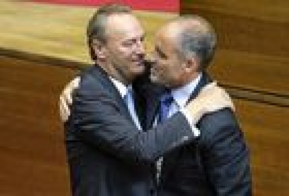 La defunción política de Camps por la Fórmula 1 'salva' a Alberto Fabra