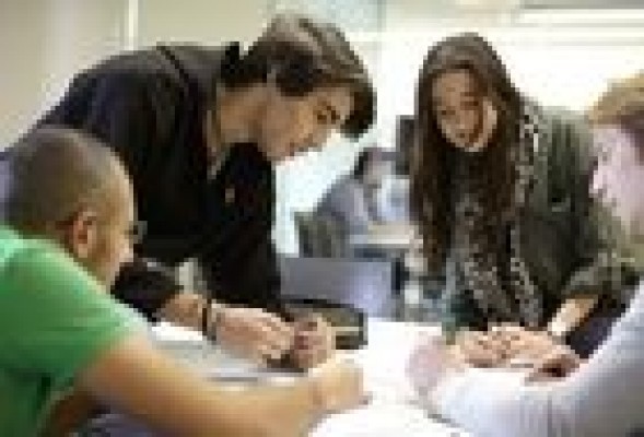 La Universidad Europea abre una nueva convocatoria de sus premios de emprendedores sociales