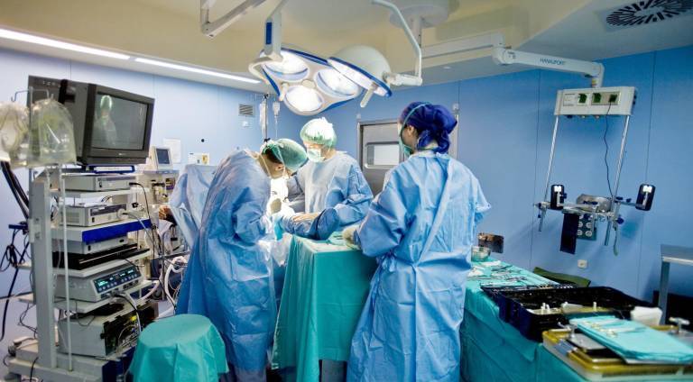 Sanidad asegura que el personal del departamento de La Ribera 