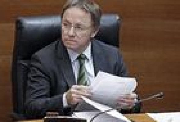 Moragues defiende que el IVF actuó diligentemente en el control de las cajas de ahorros quebradas
