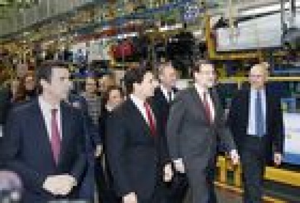El presidente mundial de Ford refuerza el liderazgo de Almussafes