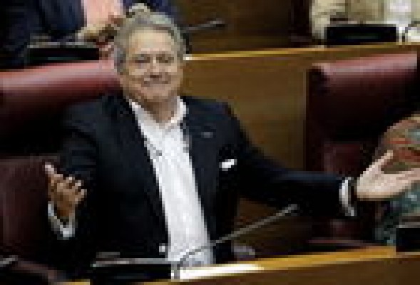 Alfonso Rus arenga a alcaldes y concejales del PP: 
