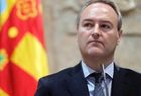 El PP aprueba en solitario sus enmiendas que cambian la ILP de la nueva RTVV