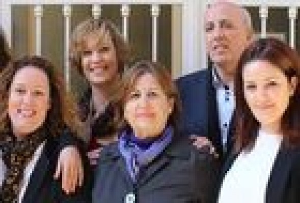 Hervàs quiere ser la alternativa al decano Santolaya, que suma 20 años al frente del Colegio de Psicólogos 