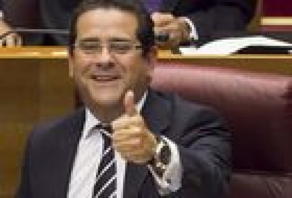 El PP aprueba en solitario sus enmiendas a la ILP de RTVV 