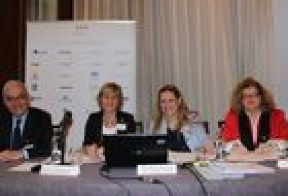 Las mujeres ocupan en la Comunitat Valenciana más puestos directivos que en Madrid o Barcelona