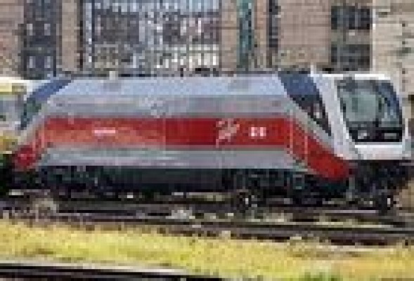 Talgo no quiere ser menos que Aena y estudia su salida al parqué