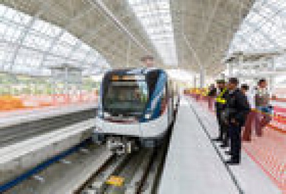 ACS, FCC e Isolux se disputan la línea 2 del metro de Panamá