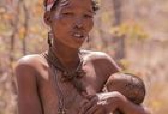 #CrónicasdeÁfrica 'Las mujeres de la tribu', por Ana Mansergas @AnaMansergas