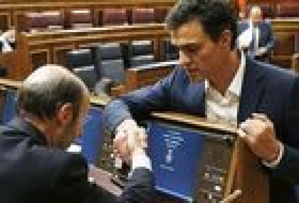 #OpiniónVP Pulso autodestructivo en el PSOE, por Guillermo López