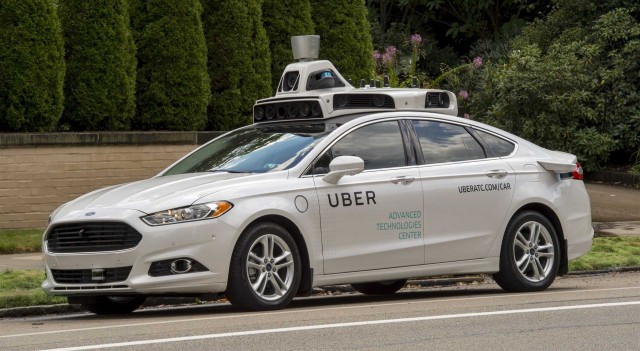 Uber solicita reanudar las pruebas con coches autónomos siete meses después del accidente mortal