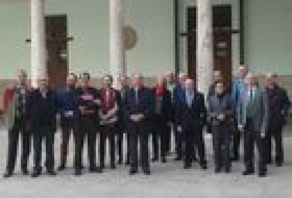 Expertos piden acabar con paraísos fiscales con un tribunal contra los evasores y un catastro financiero